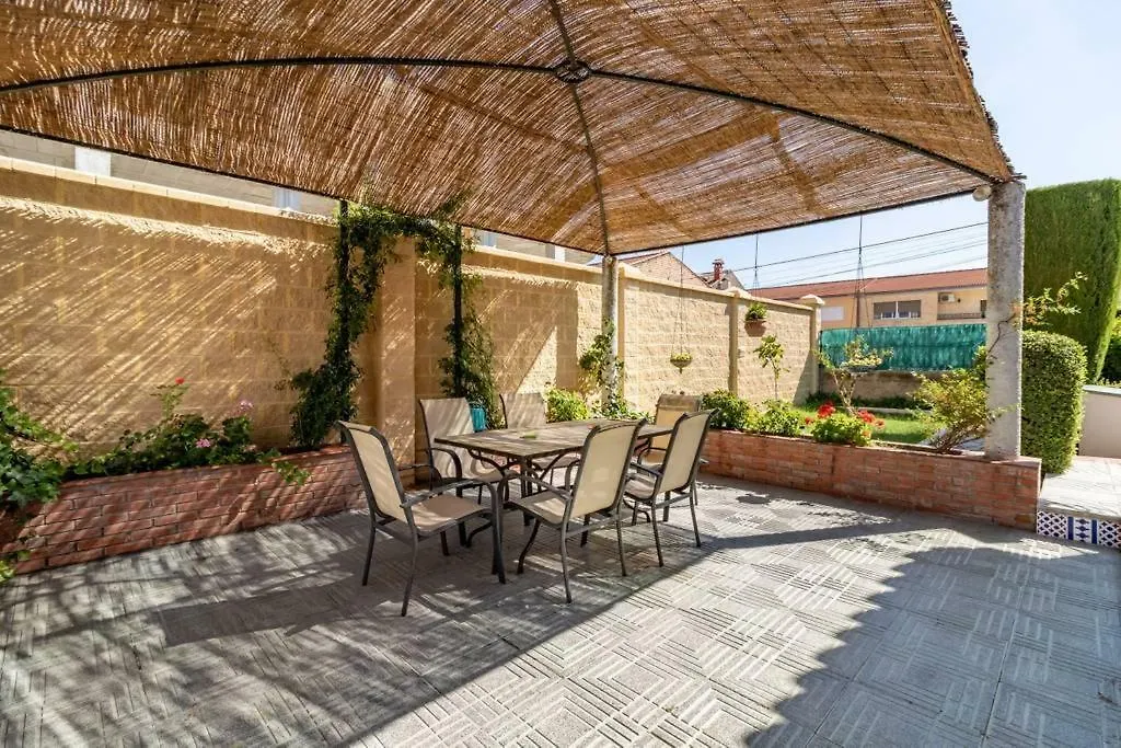 Holiday home Chalet Acogedor Con Piscina Muy Cerca De Granada Villa Churriana de la Vega